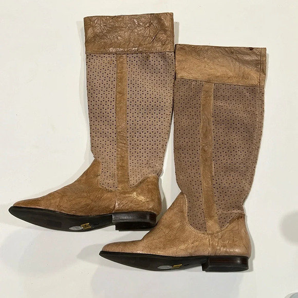 BC footwear - sided leather boots, tall and textured, 8 - Picture 3 of 15